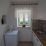 Schoene In Mit Garten By Interhome Διαμέρισμα