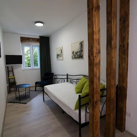 Schoene In Mit Garten By Interhome Apartamento