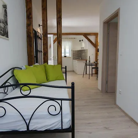 Apartment Schoene In Mit Garten By Interhome Veli Losinj