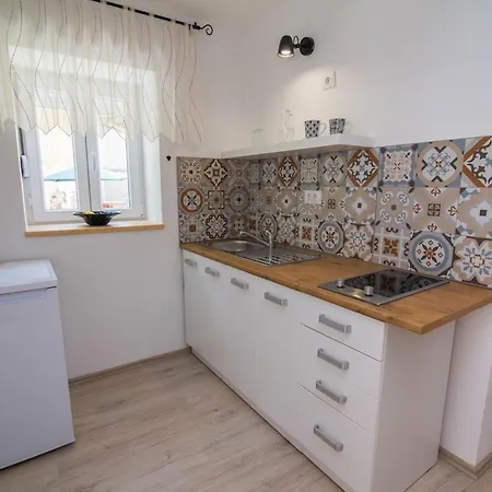 Schoene In Mit Garten By Interhome 아파트 *