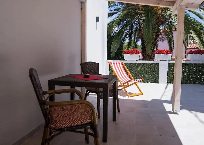Apartamento Schoene In Mit Garten By Interhome *